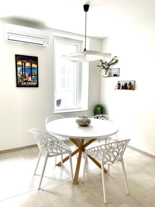Appartement Moderne + Parking A 50M De La Mer La Ciotat Buitenkant foto
