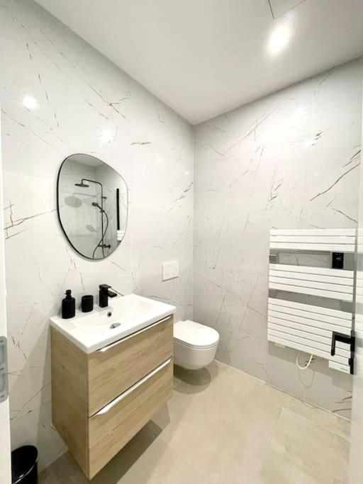 Appartement Moderne + Parking A 50M De La Mer La Ciotat Buitenkant foto